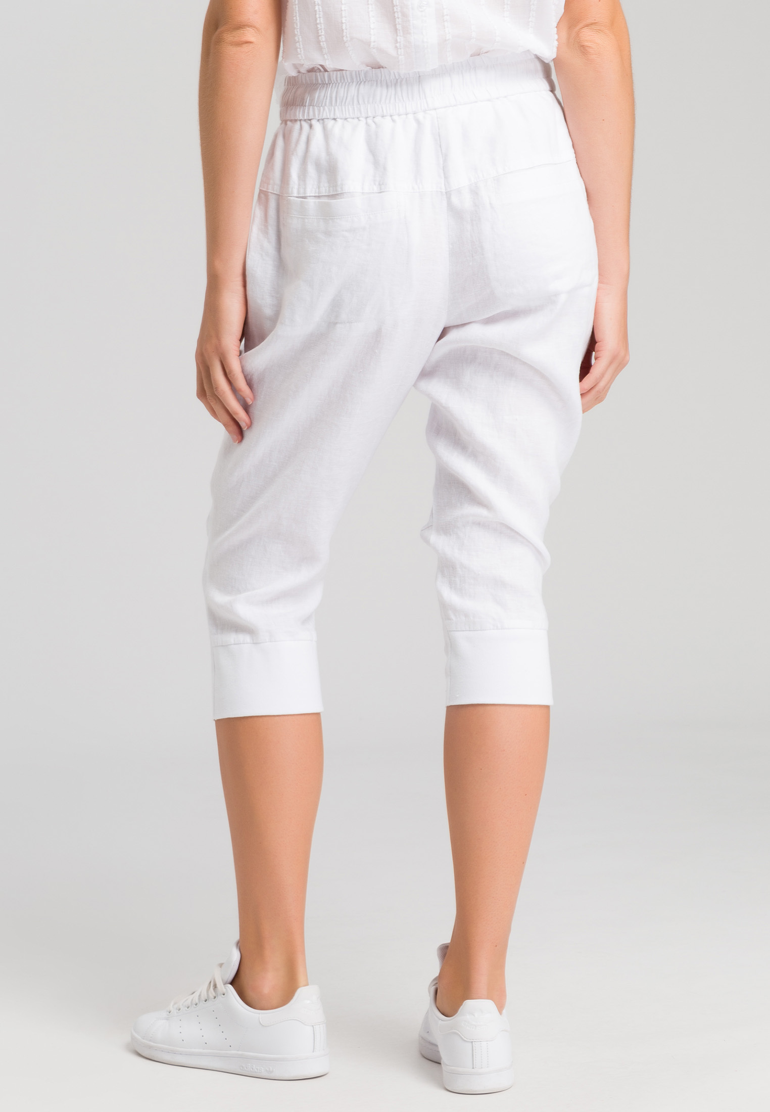 Capri pants made of casual linen | Trousers & Jeans | Fashion